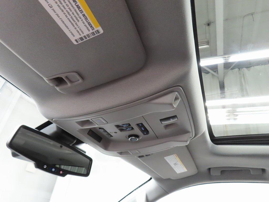 used 2020 GMC Yukon XL car, priced at $41,998