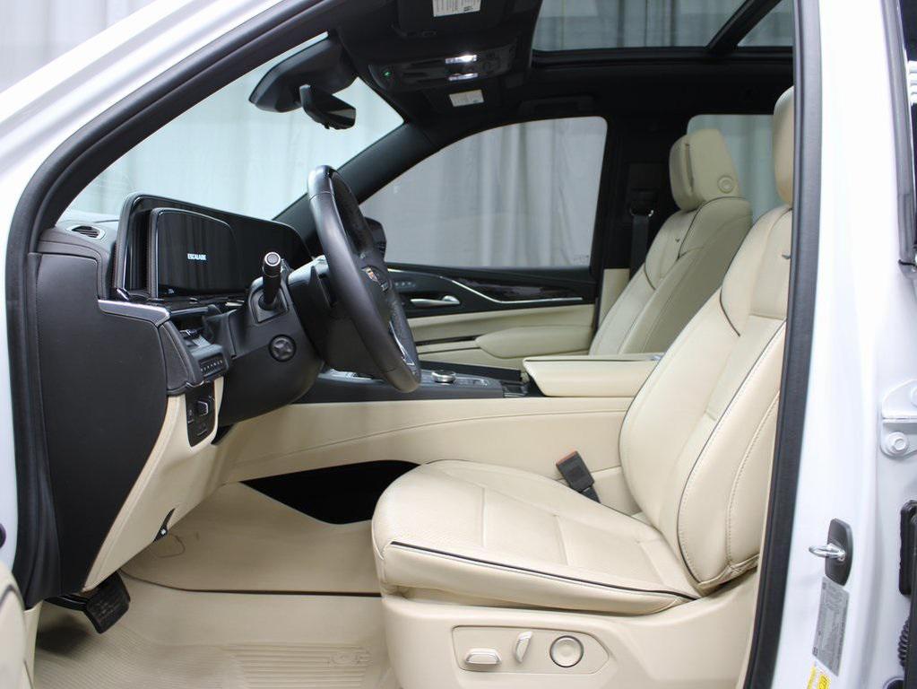 used 2024 Cadillac Escalade car, priced at $83,997