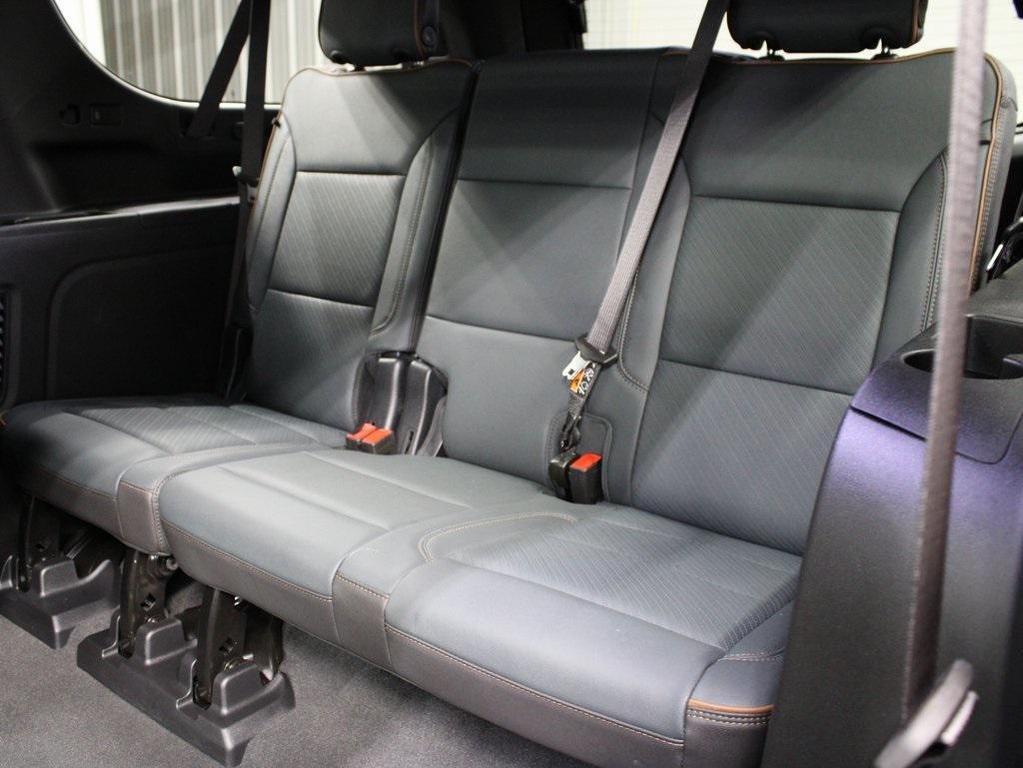 used 2025 GMC Yukon XL car, priced at $80,997