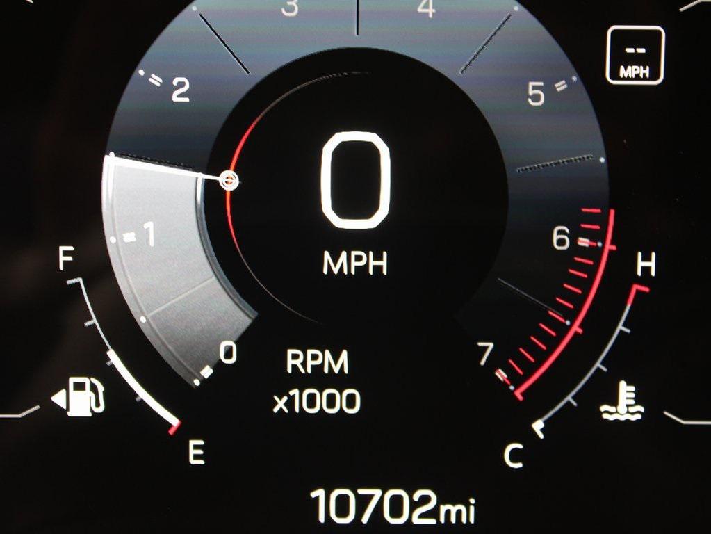 used 2025 GMC Yukon XL car, priced at $80,997