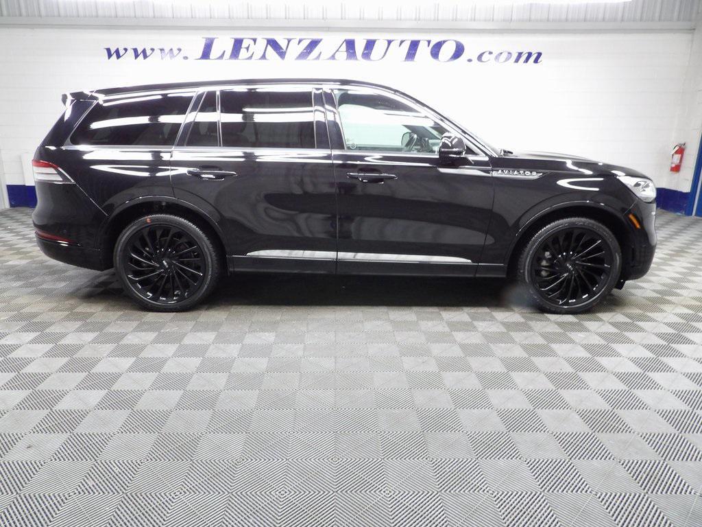 used 2022 Lincoln Aviator car, priced at $43,997