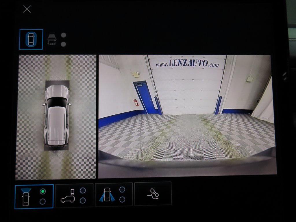 used 2025 GMC Yukon car, priced at $88,497