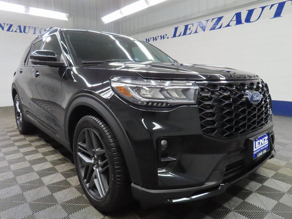 used 2025 Ford Explorer car, priced at $51,498