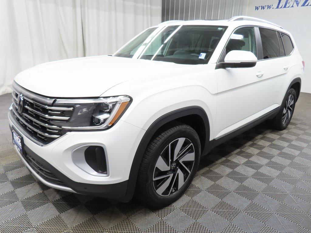 used 2024 Volkswagen Atlas car, priced at $36,997