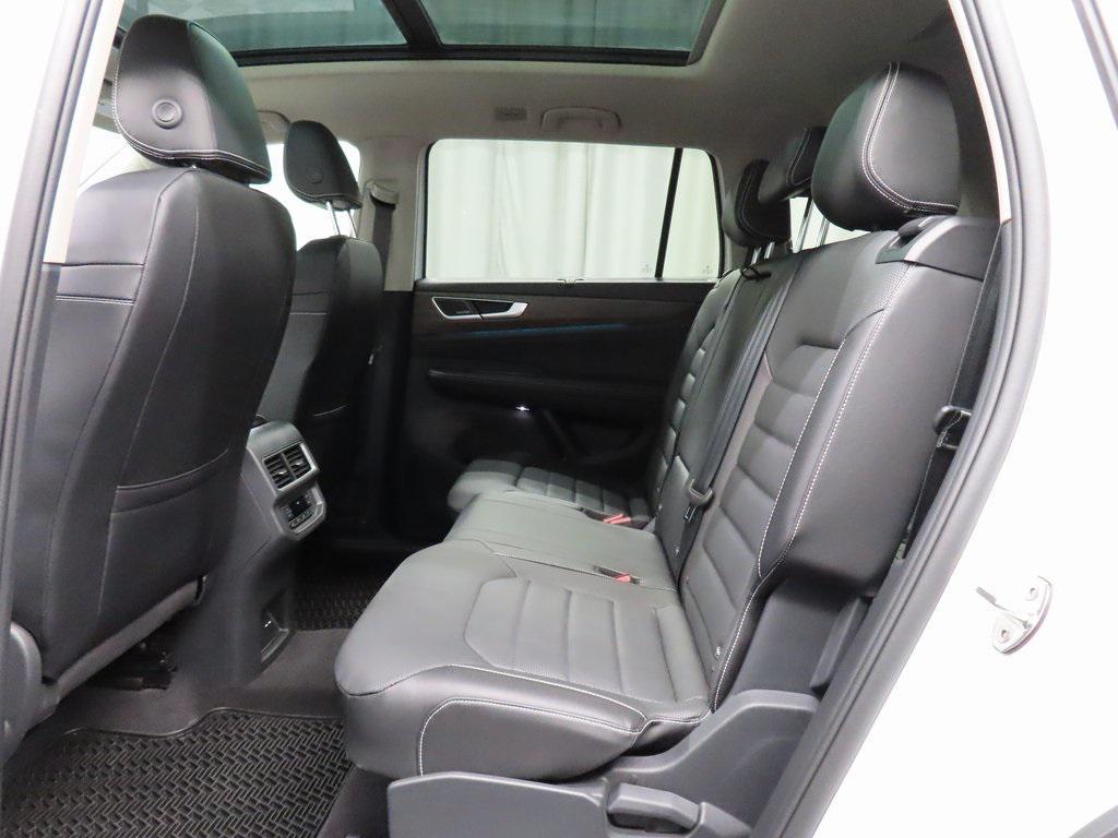 used 2024 Volkswagen Atlas car, priced at $36,997