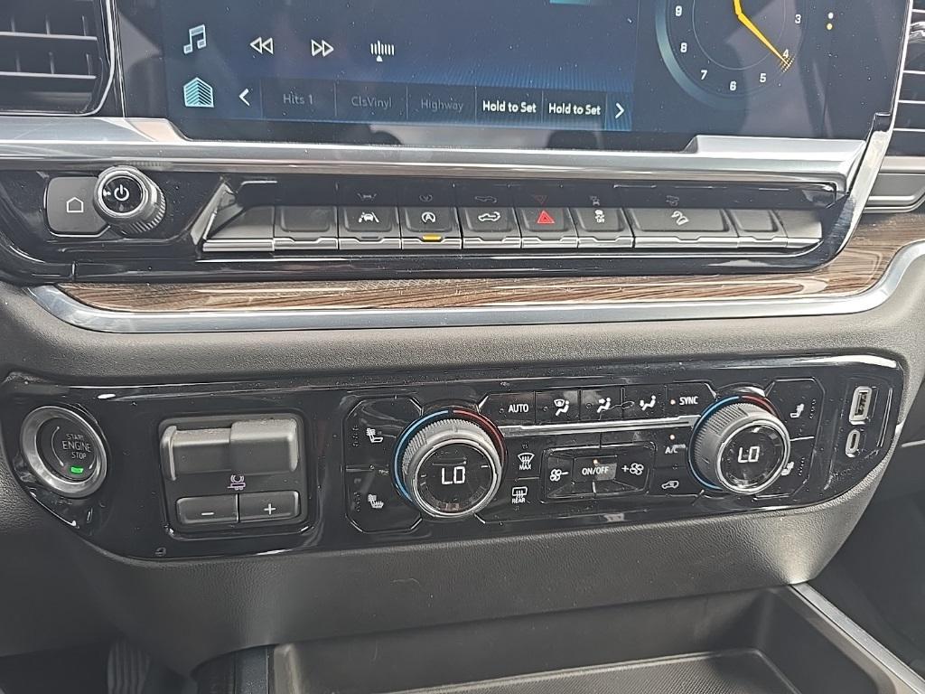 used 2024 Chevrolet Silverado 1500 car, priced at $50,997