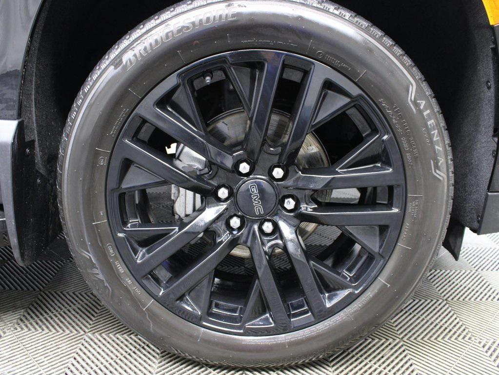 used 2024 GMC Yukon XL car, priced at $69,492