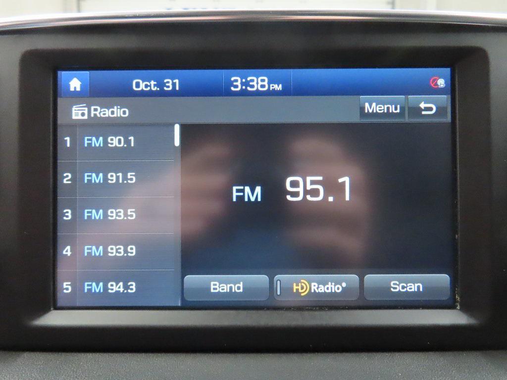 used 2020 Hyundai Santa Fe car, priced at $16,997