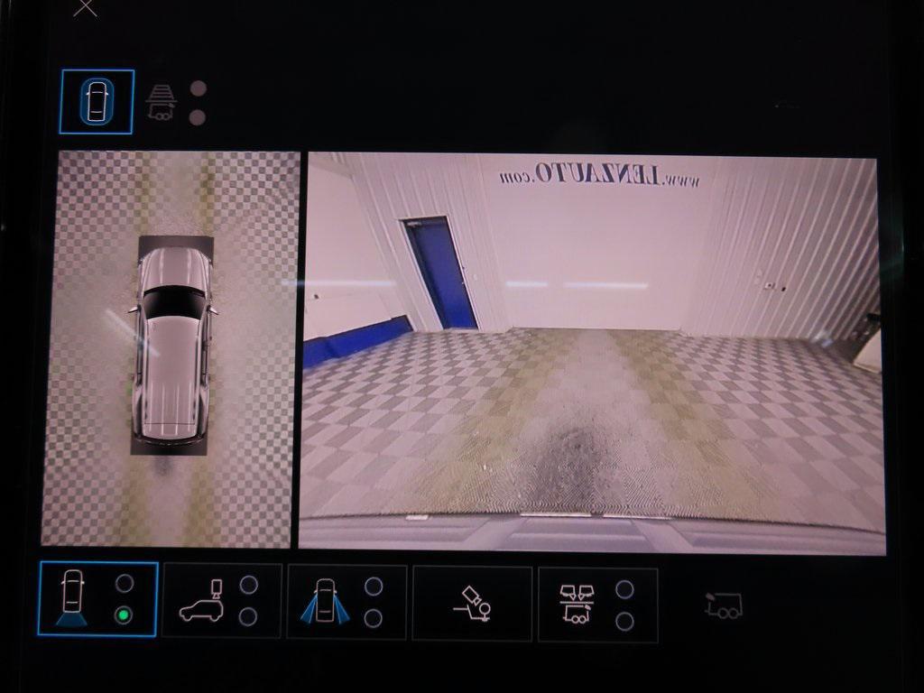 used 2025 GMC Yukon car, priced at $83,497