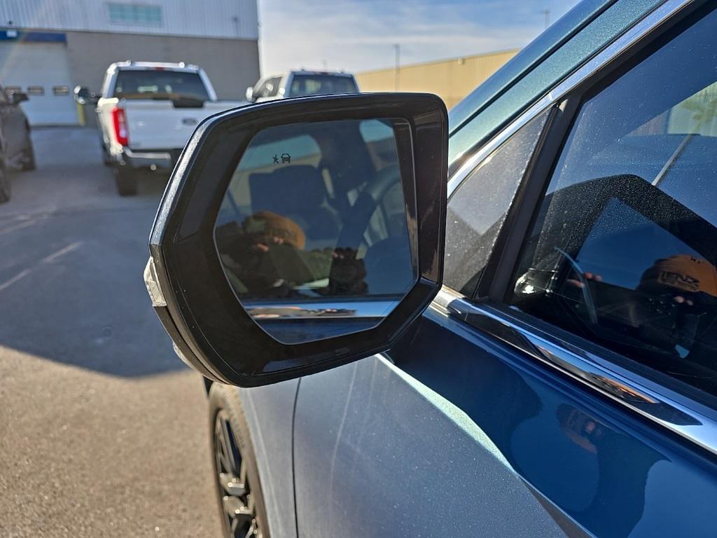 used 2025 GMC Yukon XL car, priced at $84,998