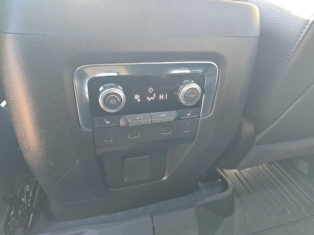 used 2025 GMC Yukon XL car, priced at $84,998