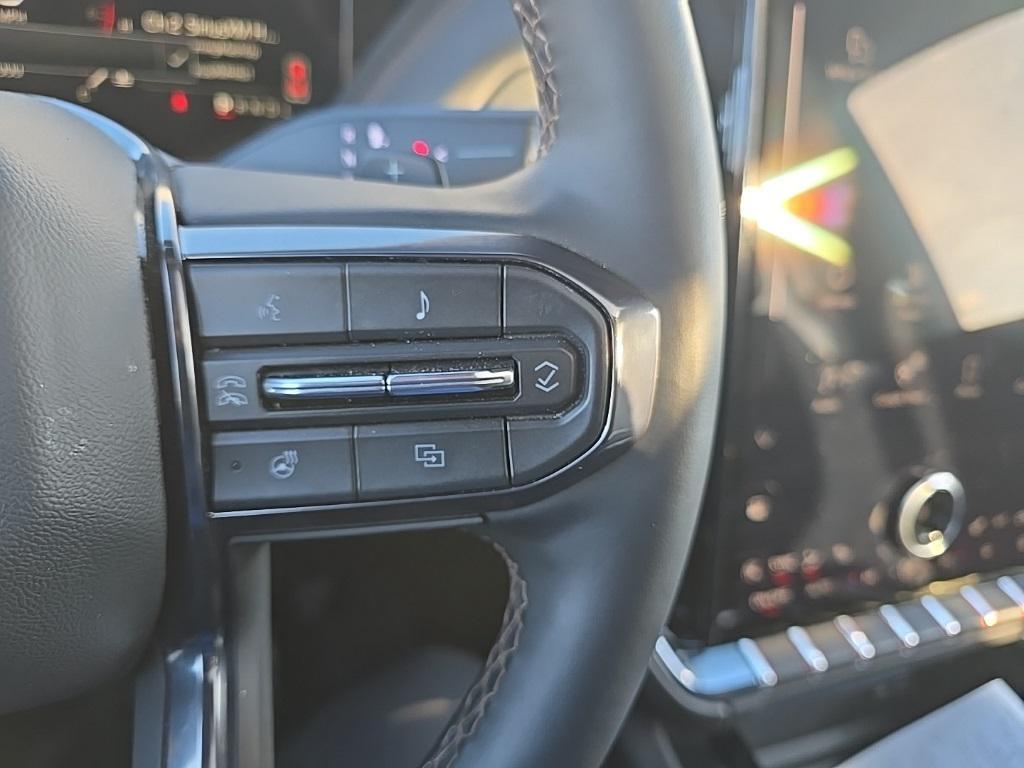 used 2025 GMC Yukon XL car, priced at $78,997