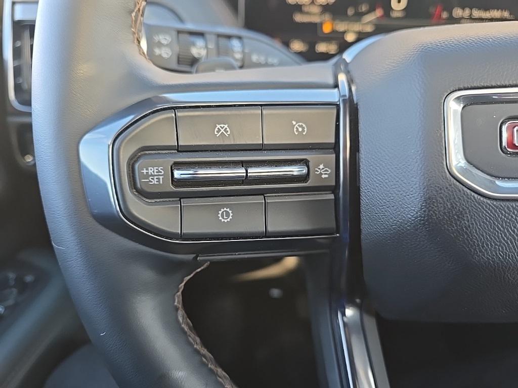 used 2025 GMC Yukon XL car, priced at $78,997