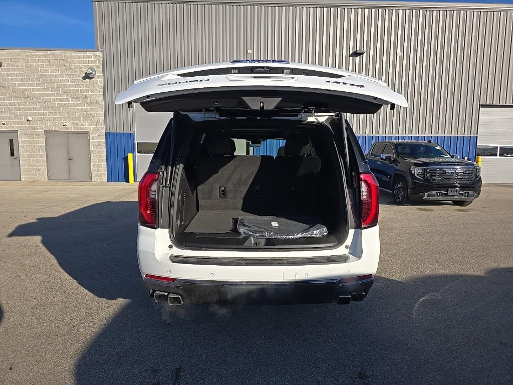 used 2025 GMC Yukon XL car, priced at $78,997