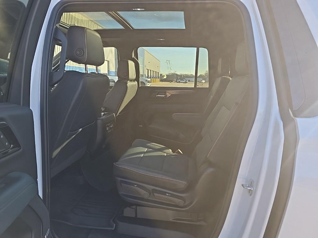 used 2025 GMC Yukon XL car, priced at $78,997