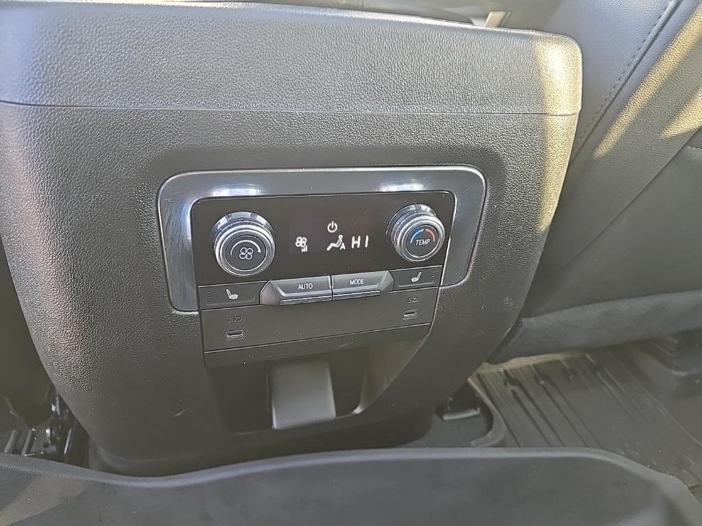 used 2025 GMC Yukon XL car, priced at $78,997