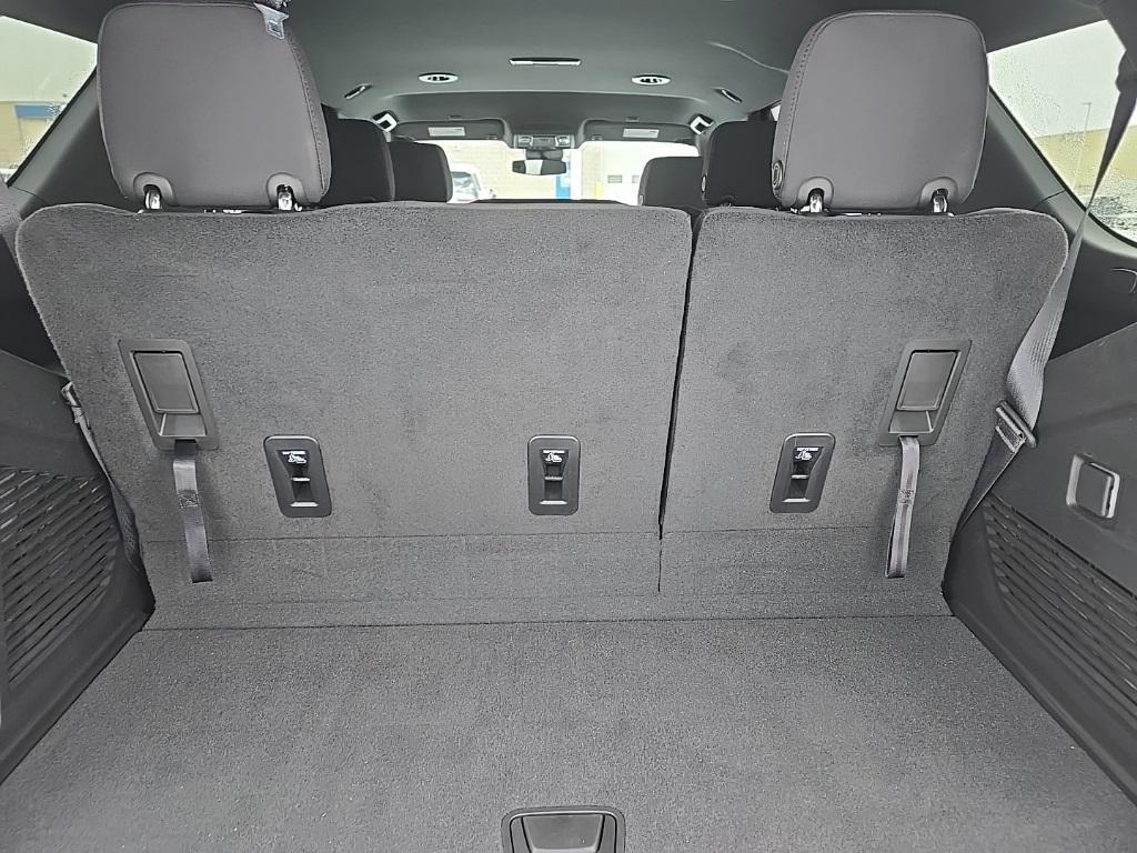 used 2023 GMC Yukon car, priced at $49,497