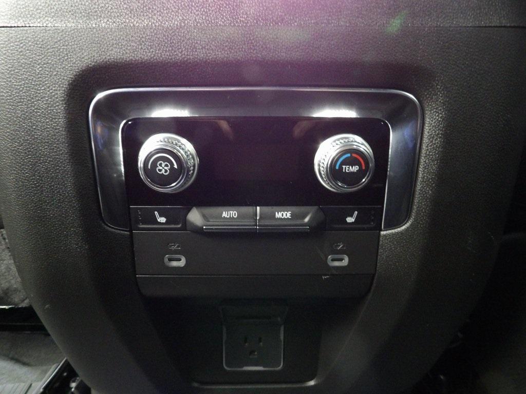 used 2024 GMC Yukon car, priced at $74,892