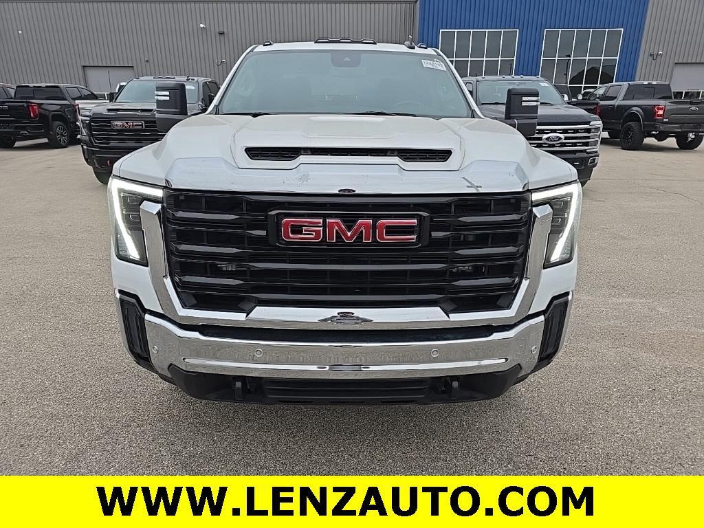 used 2025 GMC Sierra 2500 car, priced at $62,498