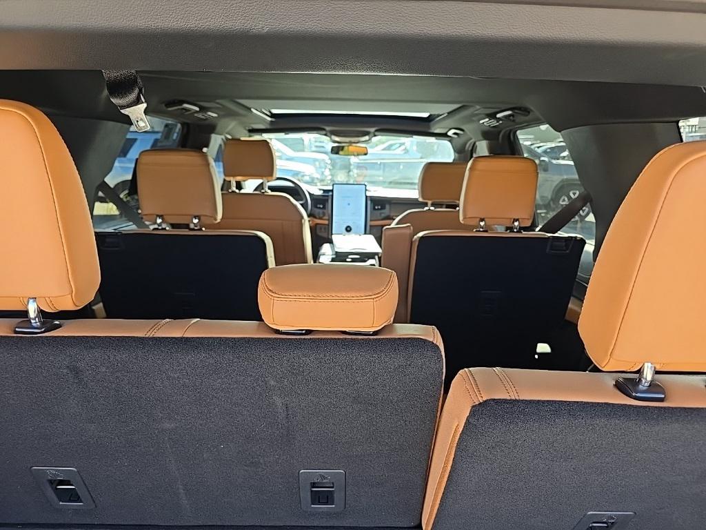 used 2024 Ford Expedition car, priced at $70,997
