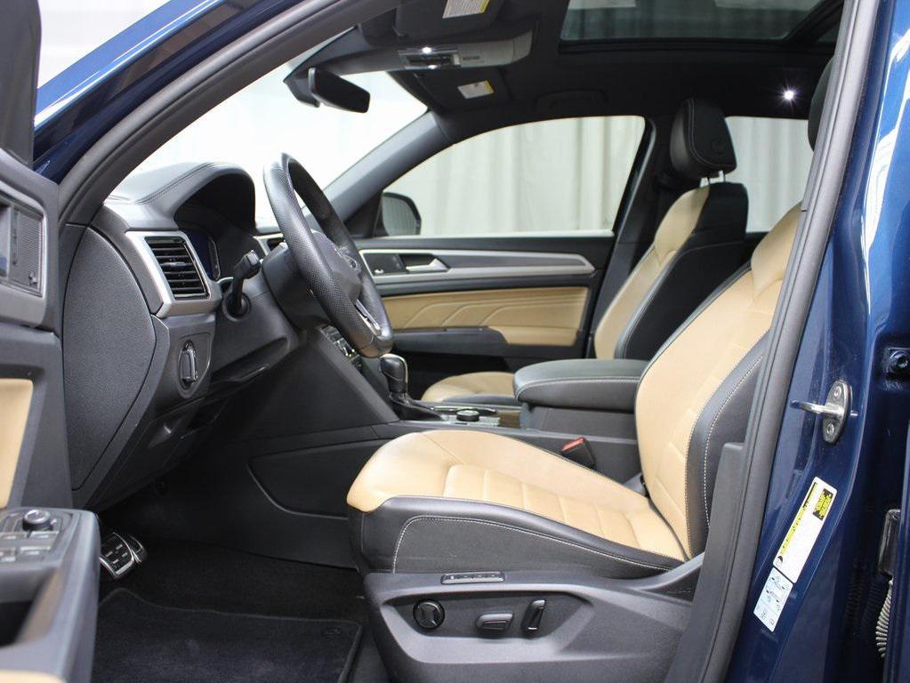 used 2021 Volkswagen Atlas Cross Sport car, priced at $31,998