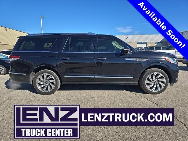 used 2022 Lincoln Navigator car, priced at $68,998