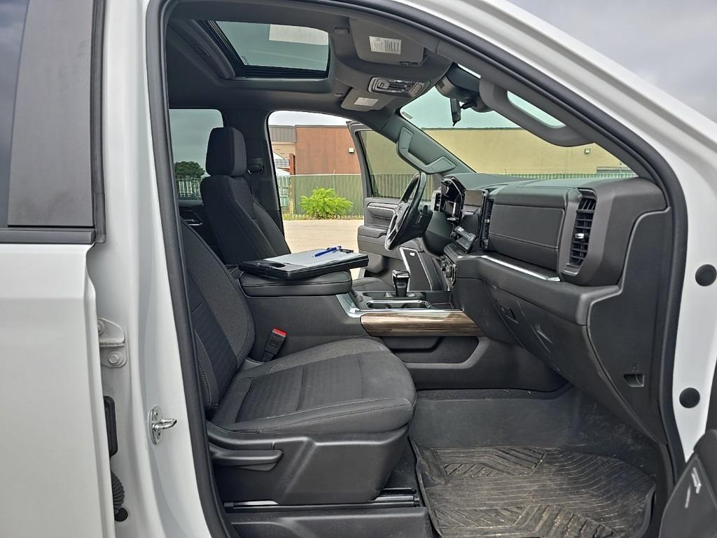 used 2022 Chevrolet Silverado 1500 car, priced at $41,498