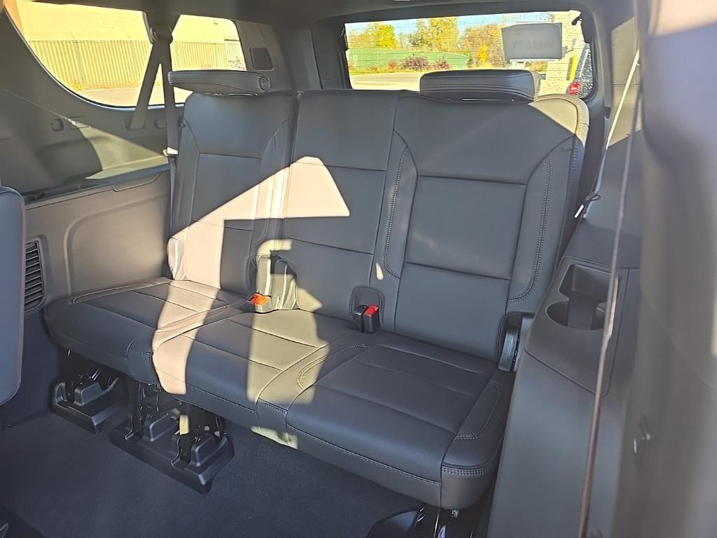 used 2025 Chevrolet Suburban car, priced at $87,997