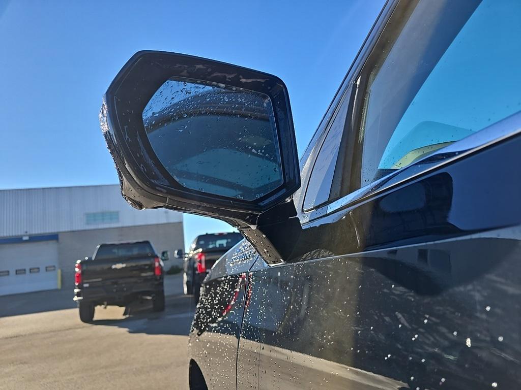 used 2025 Chevrolet Suburban car, priced at $87,997