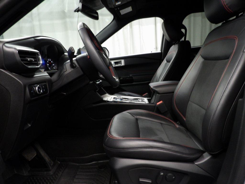 used 2024 Ford Explorer car, priced at $39,997