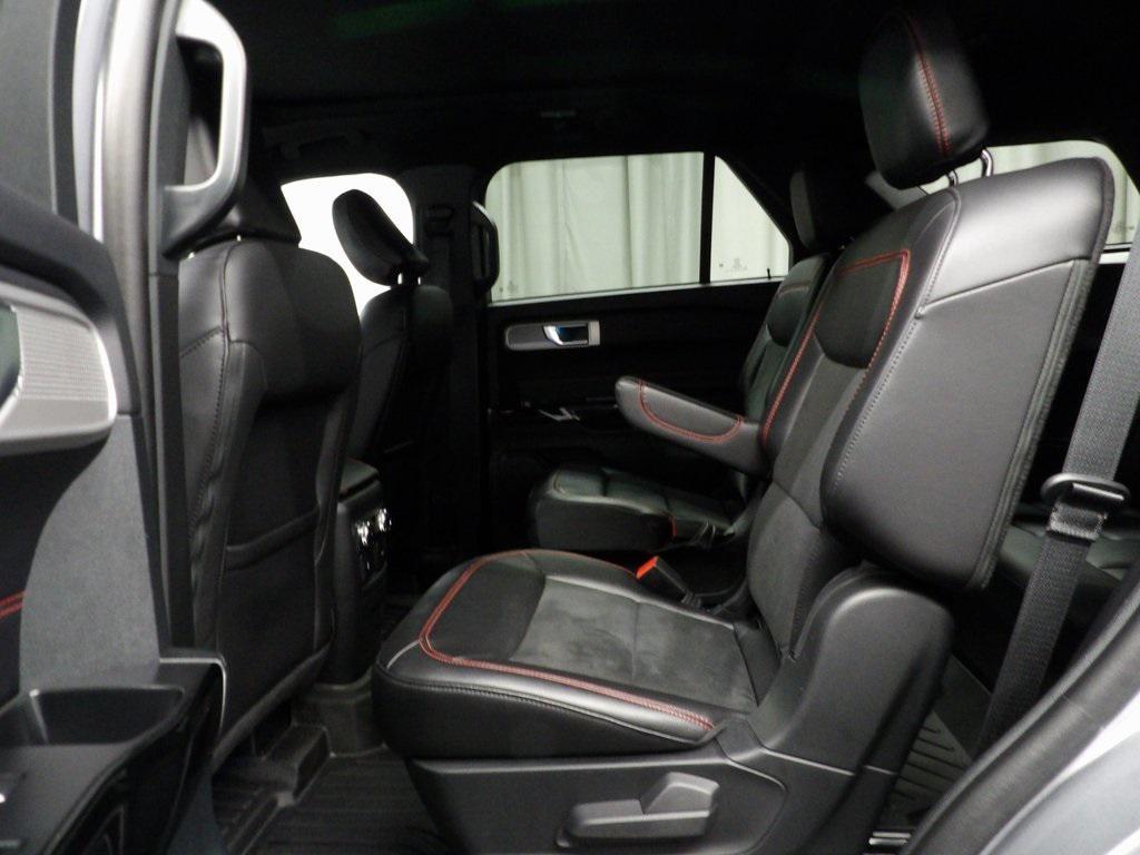 used 2024 Ford Explorer car, priced at $39,997