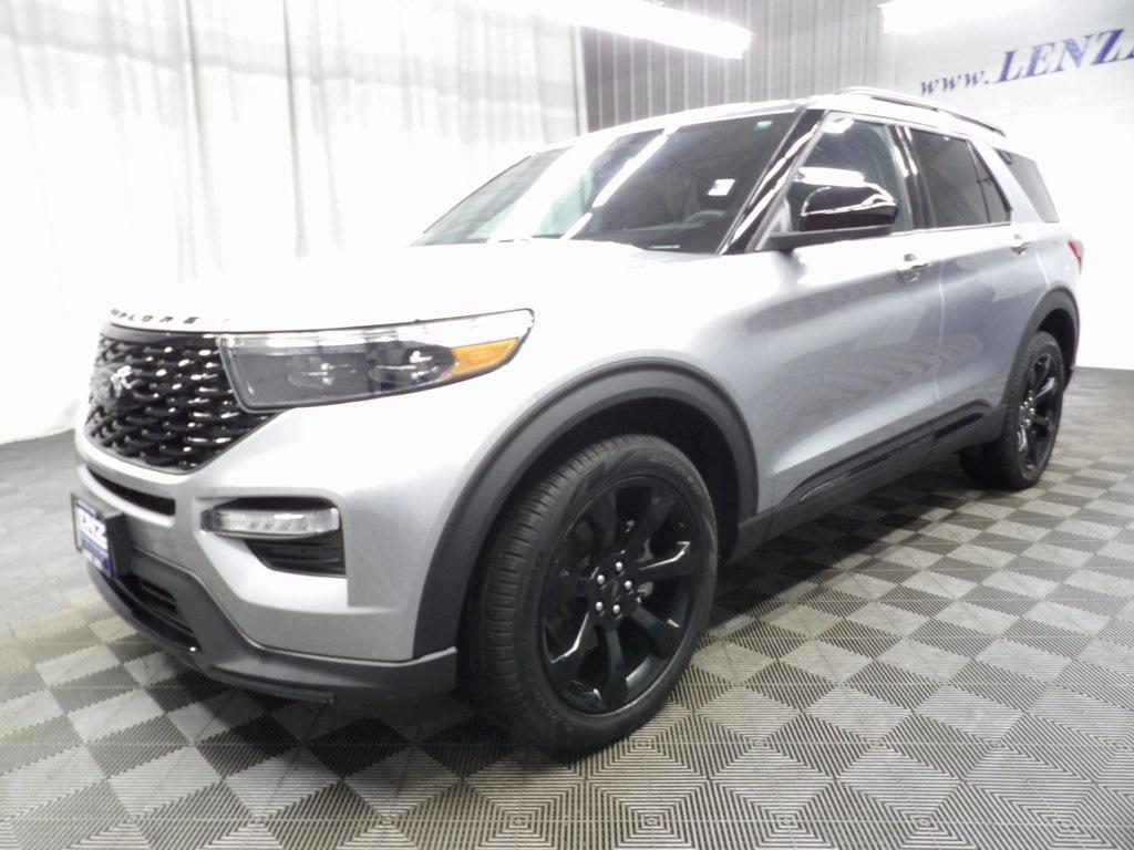 used 2024 Ford Explorer car, priced at $39,997