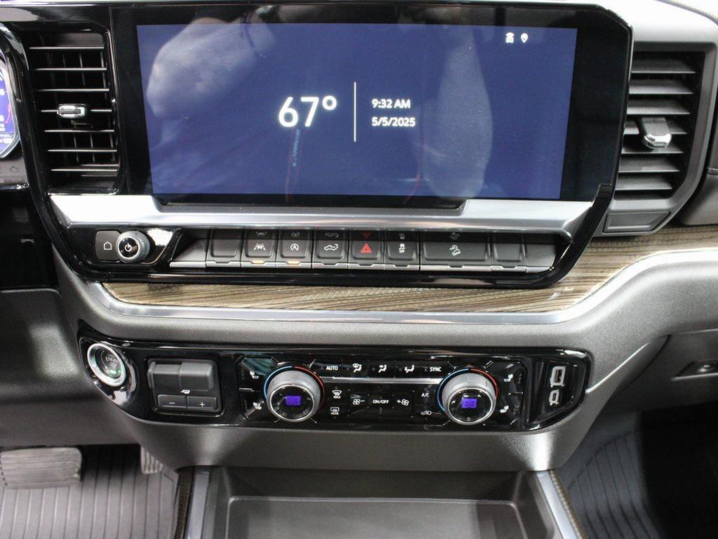 used 2024 Chevrolet Silverado 1500 car, priced at $55,492