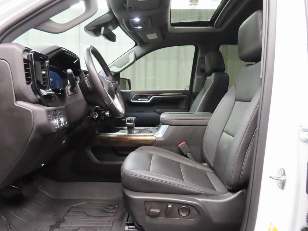 used 2022 GMC Sierra 1500 car, priced at $42,997