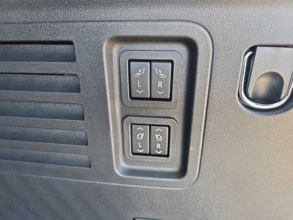 used 2025 GMC Acadia car, priced at $53,497