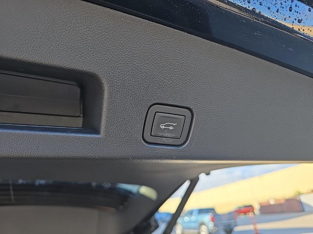 used 2025 GMC Acadia car, priced at $53,497