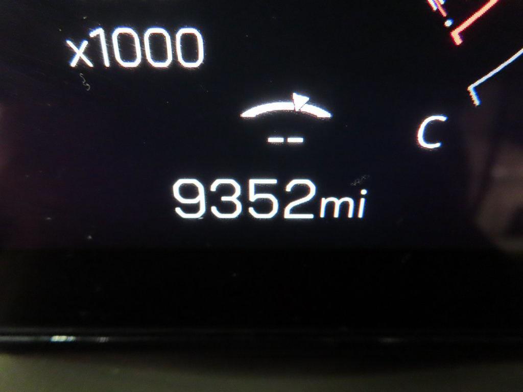 used 2025 GMC Yukon car, priced at $85,997