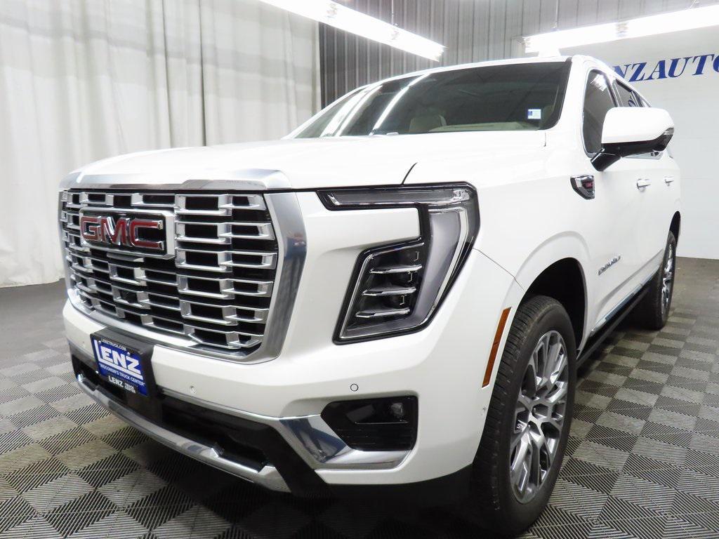used 2025 GMC Yukon car, priced at $85,997