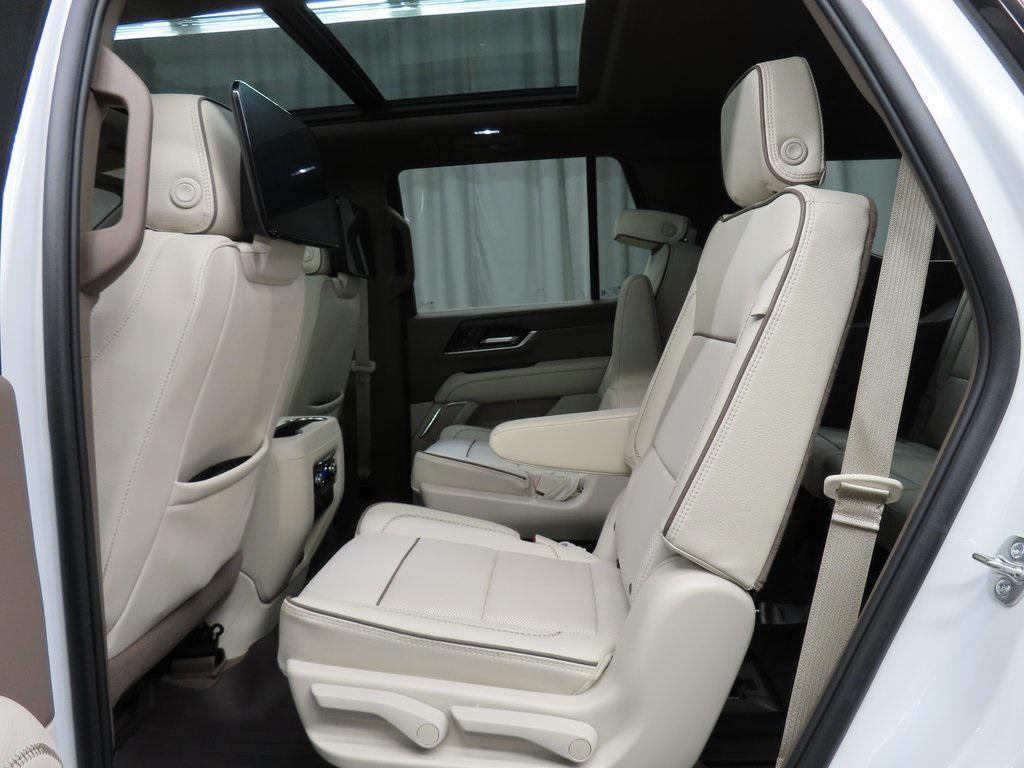 used 2025 GMC Yukon car, priced at $85,997