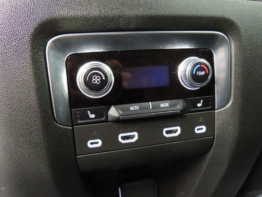 used 2023 GMC Yukon XL car, priced at $71,998