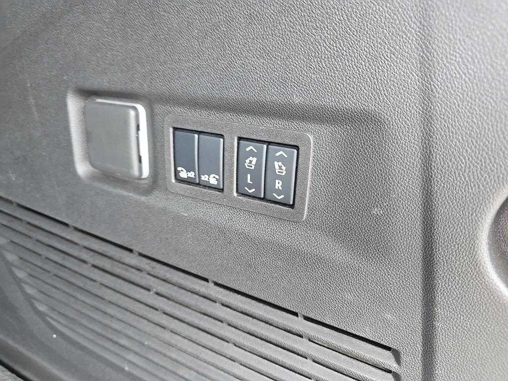 used 2024 Chevrolet Suburban car, priced at $72,997
