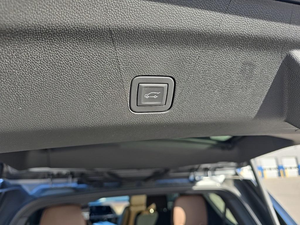 used 2025 Chevrolet Tahoe car, priced at $79,997