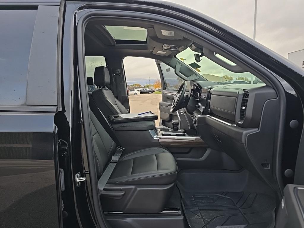 used 2024 Chevrolet Silverado 1500 car, priced at $49,997