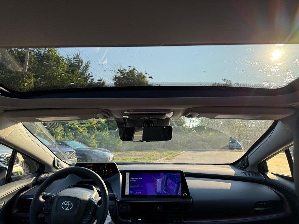 new 2025 Toyota Prius Plug-In Hybrid car, priced at $43,464