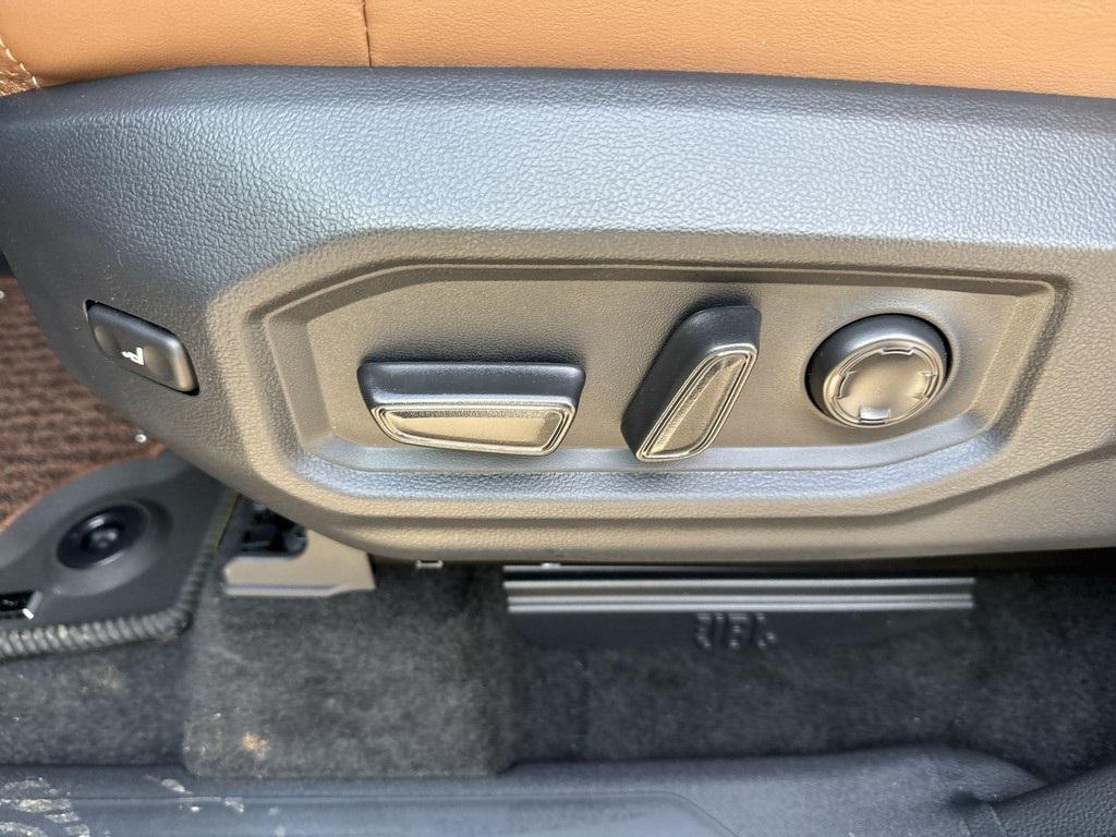 new 2025 Toyota Tundra Hybrid car, priced at $76,129