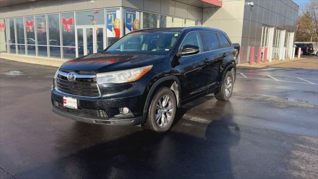 used 2014 Toyota Highlander car, priced at $15,500