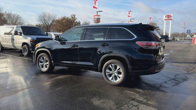 used 2014 Toyota Highlander car, priced at $15,500