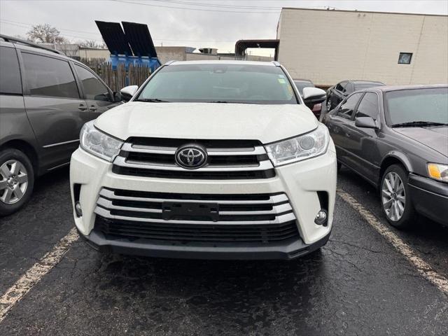 used 2019 Toyota Highlander car, priced at $27,500