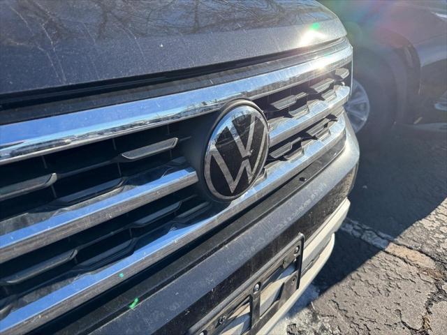 used 2023 Volkswagen Atlas car, priced at $27,500