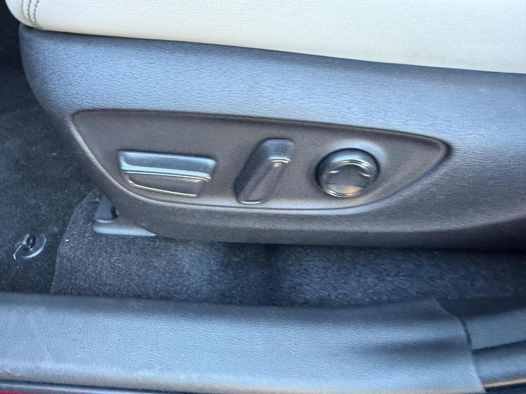 new 2025 Toyota RAV4 car, priced at $40,968